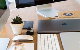 开云体育下载-广东宏远连续夺冠纪录备受关注，广东宏远队总冠军领奖画面